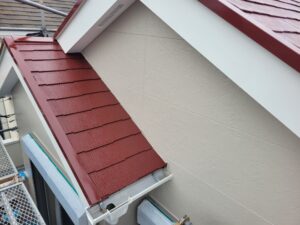 平塚市F様邸の下屋根塗装完了後