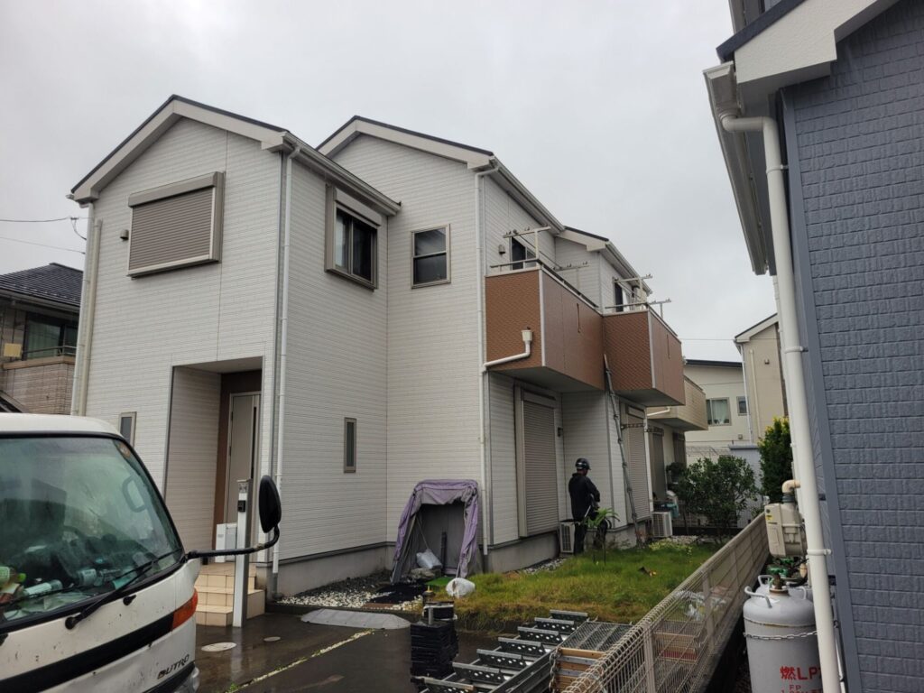 平塚市　外壁塗装スタート致しました。